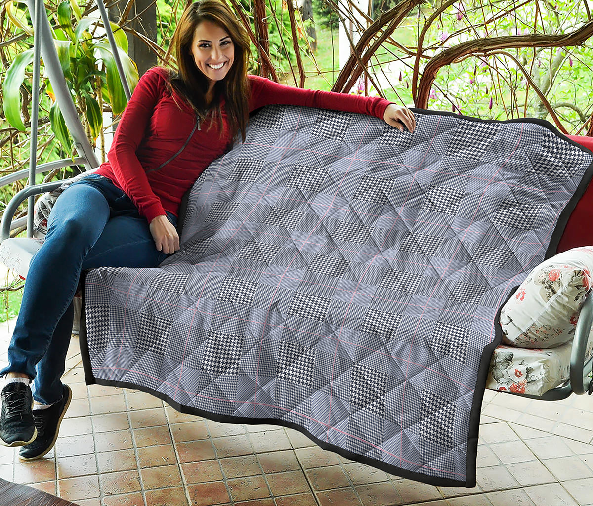 Navy Blue Prince of Wales Check Print Quilt