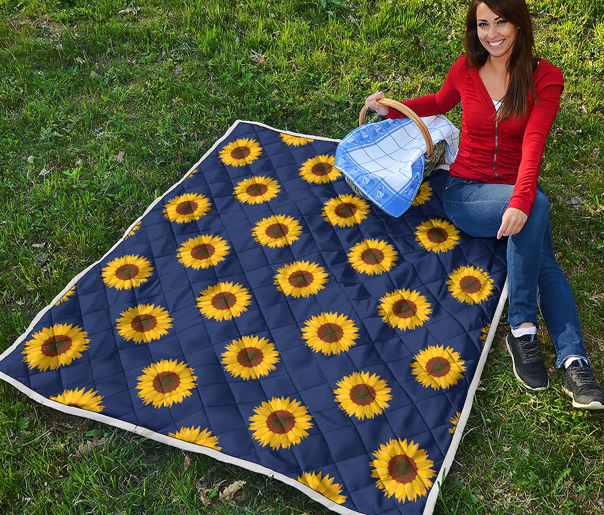 Navy Sunflower Pattern Print Quilt