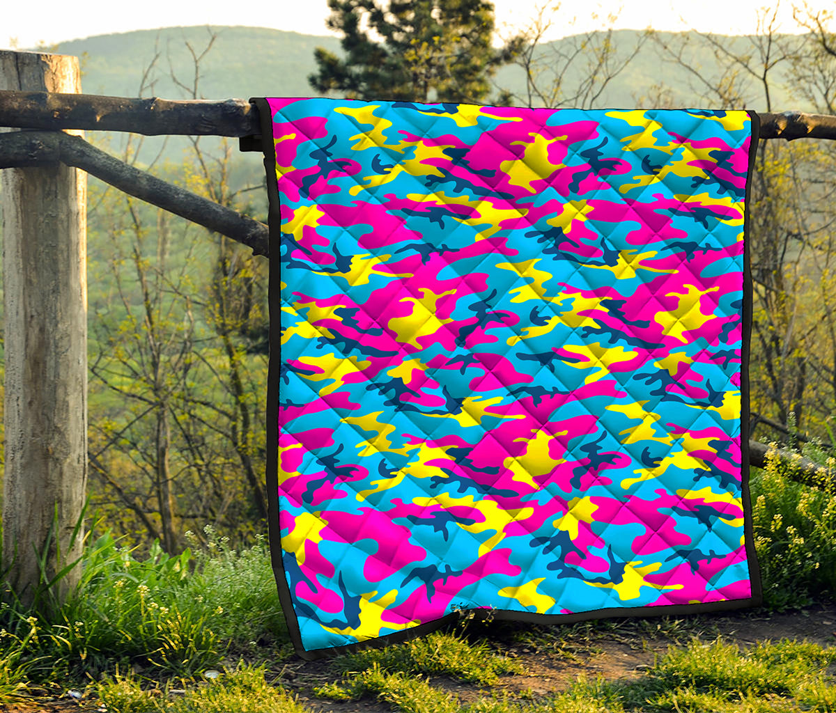 Neon Camouflage Print Quilt