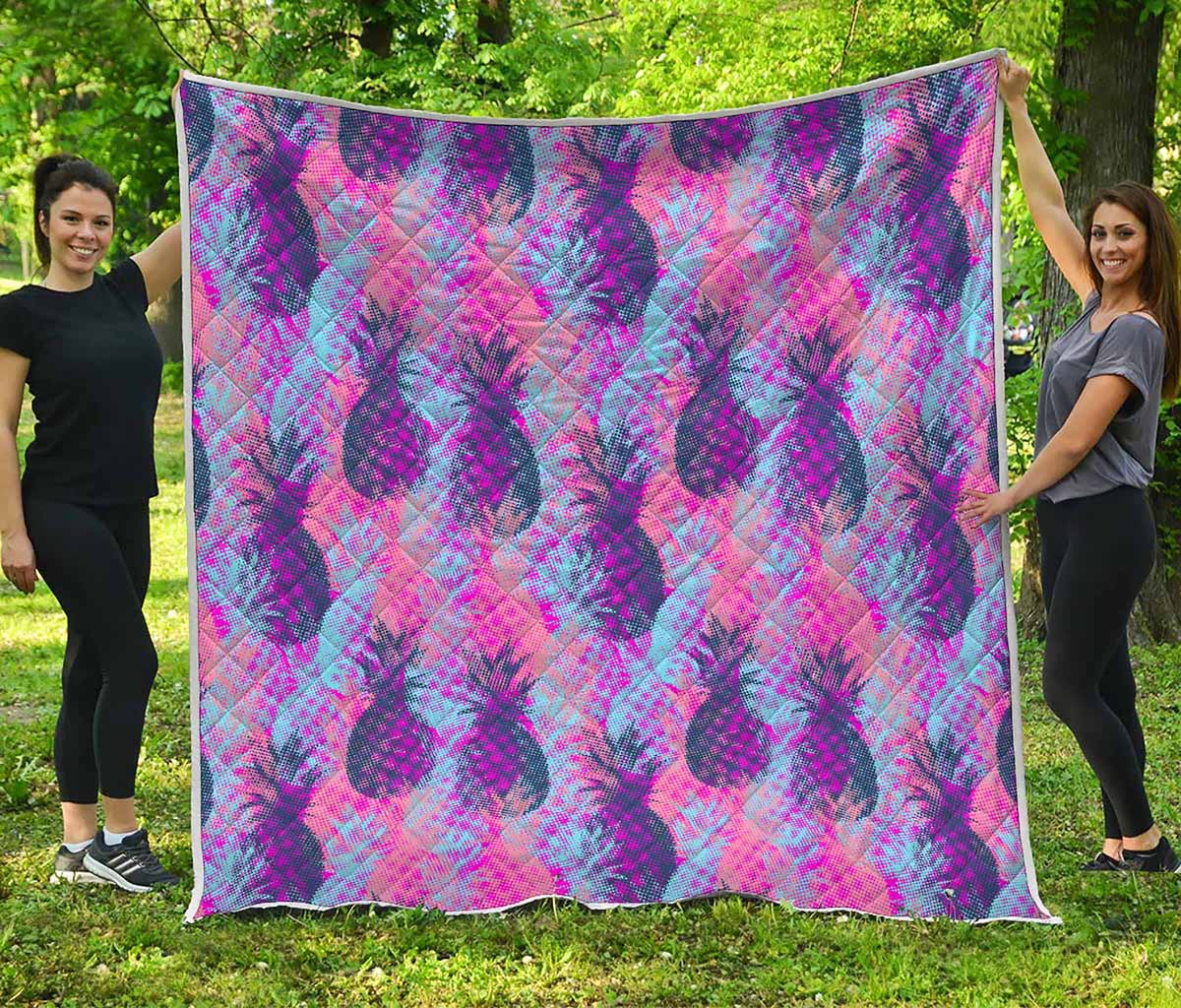 Neon Trippy Pineapple Pattern Print Quilt