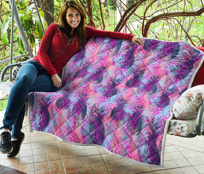 Neon Trippy Pineapple Pattern Print Quilt