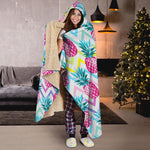 Neon Zig Zag Pineapple Pattern Print Hooded Blanket