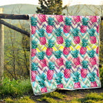 Neon Zig Zag Pineapple Pattern Print Quilt