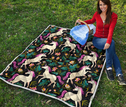 Night Floral Unicorn Pattern Print Quilt