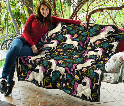 Night Floral Unicorn Pattern Print Quilt