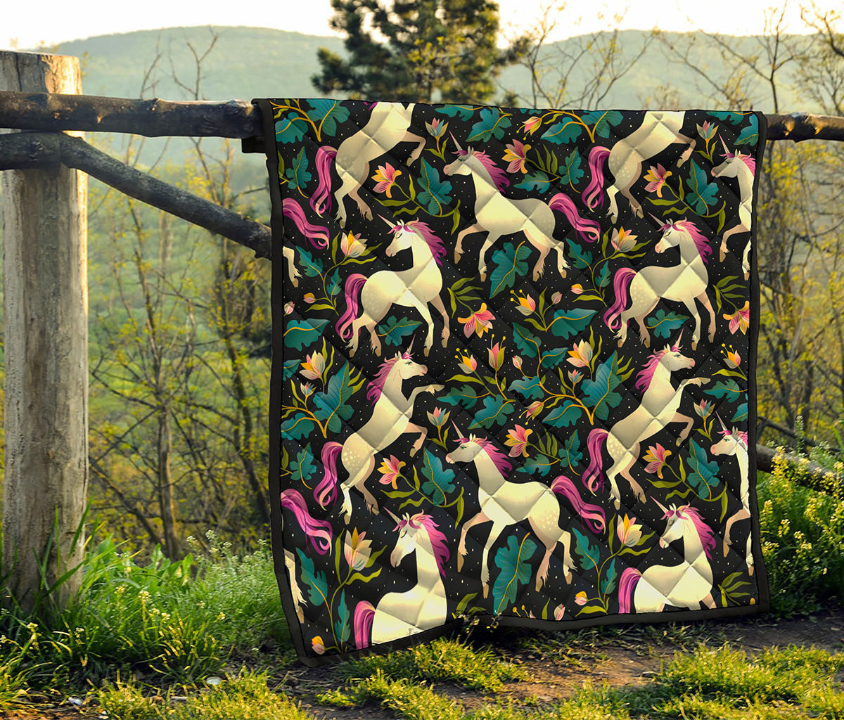 Night Floral Unicorn Pattern Print Quilt