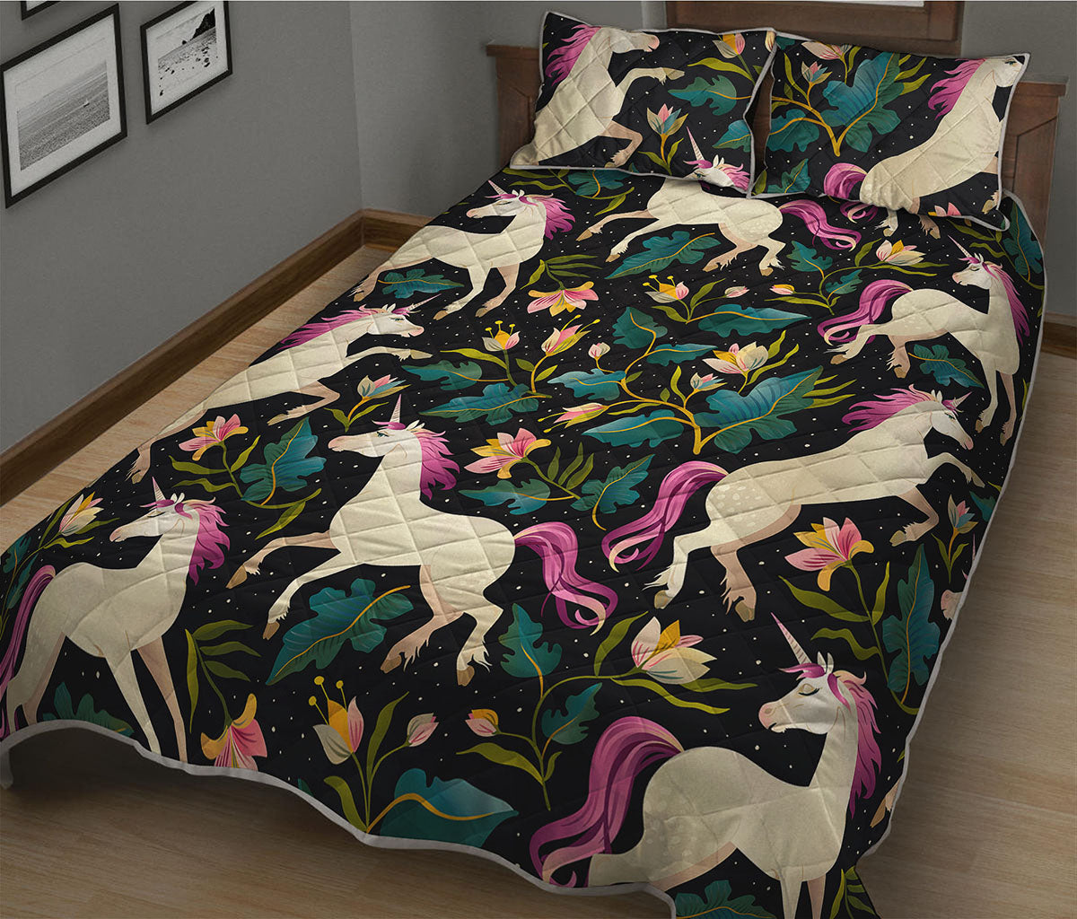 Night Floral Unicorn Pattern Print Quilt Bed Set