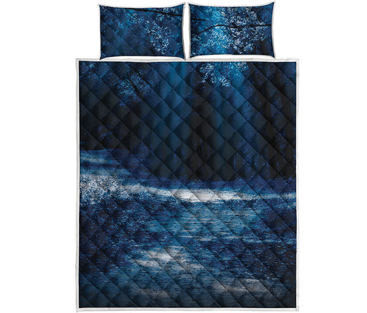 Night Forest And Moonlight Print Quilt Bed Set