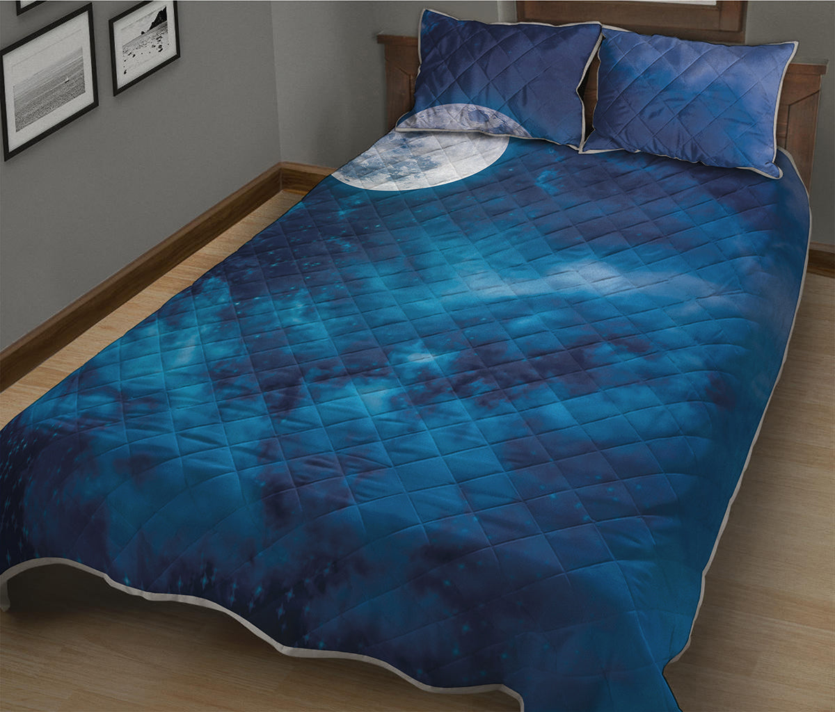 Night Sky And Moonlight Print Quilt Bed Set