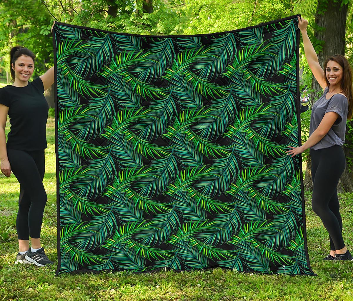 Night Tropical Palm Leaves Pattern Print Quilt