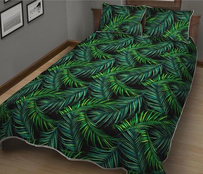 Night Tropical Palm Leaves Pattern Print Quilt Bed Set