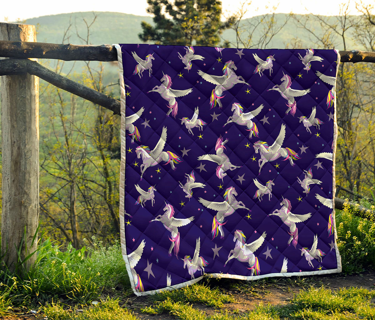 Night Winged Unicorn Pattern Print Quilt