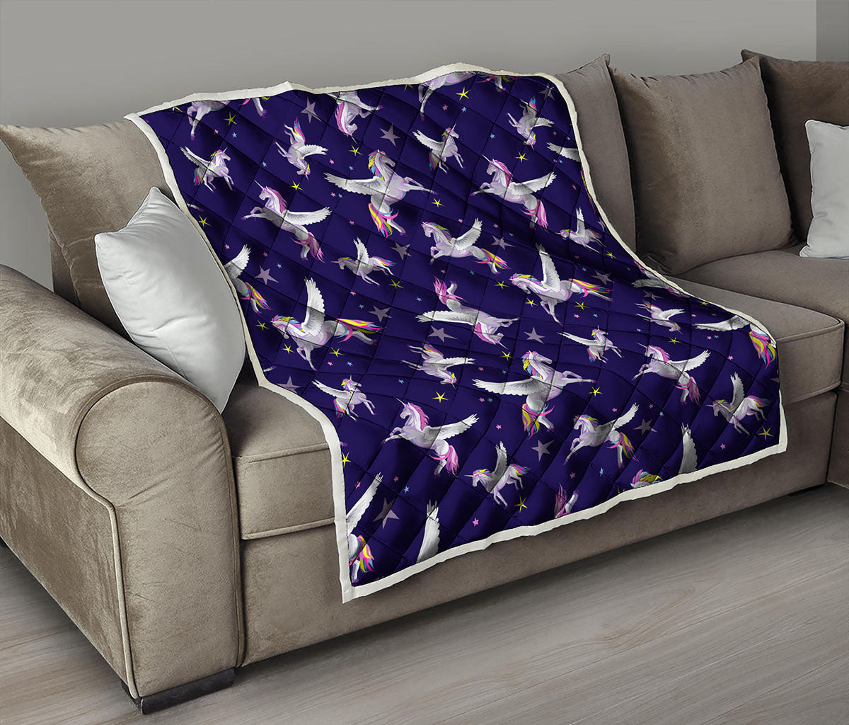 Night Winged Unicorn Pattern Print Quilt