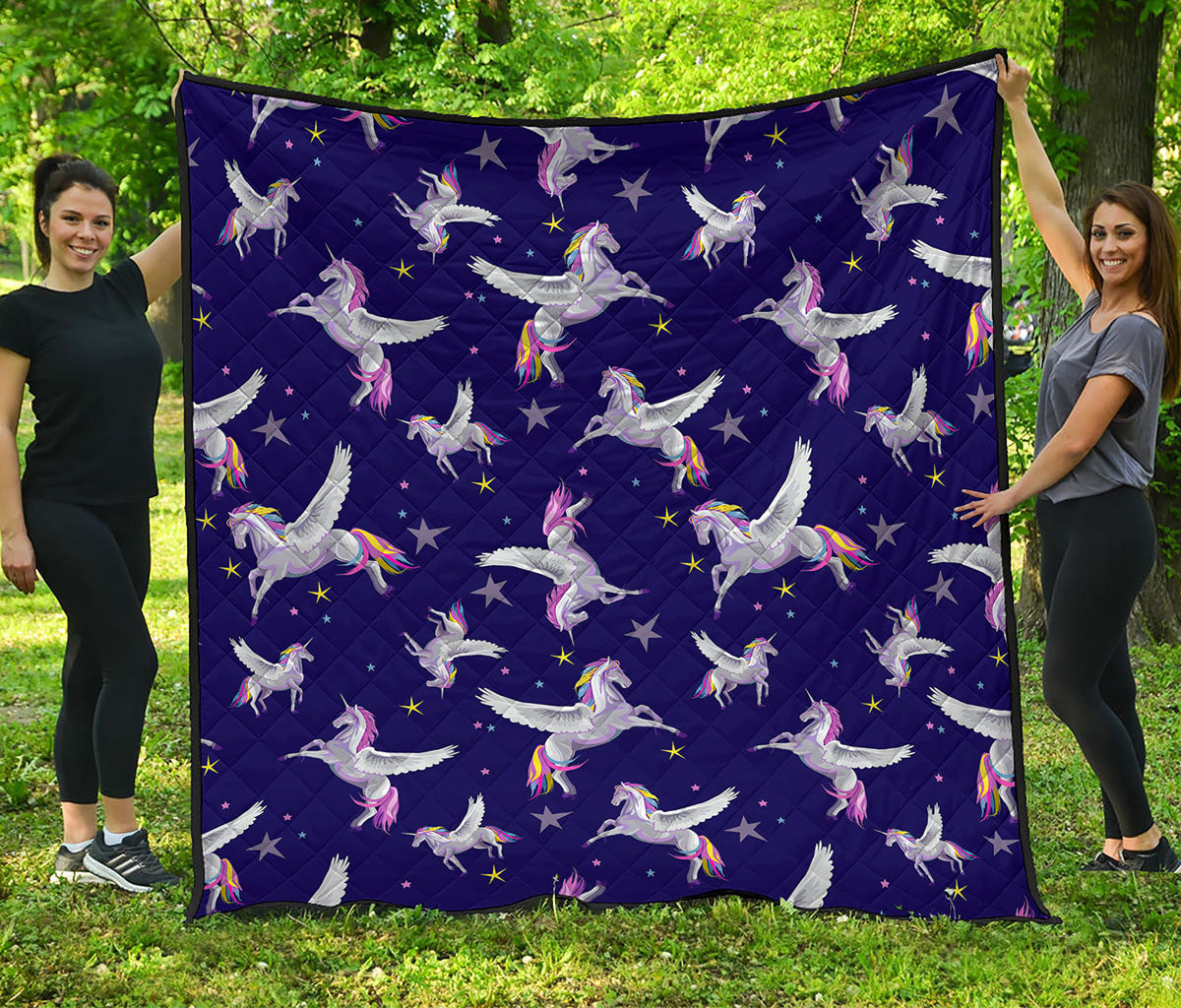 Night Winged Unicorn Pattern Print Quilt