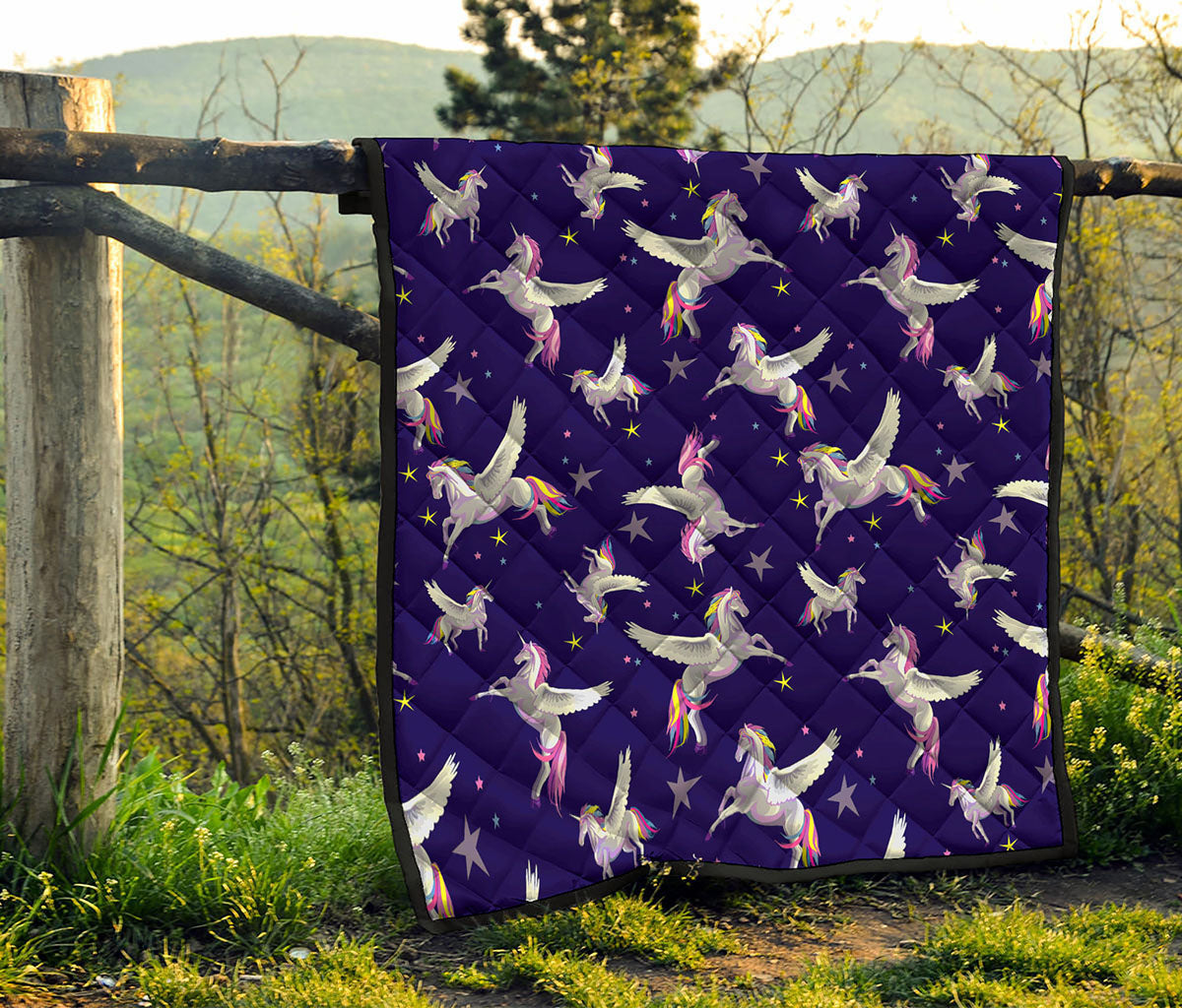 Night Winged Unicorn Pattern Print Quilt
