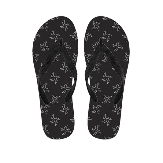 Ninja Shuriken Pattern Print Flip Flops