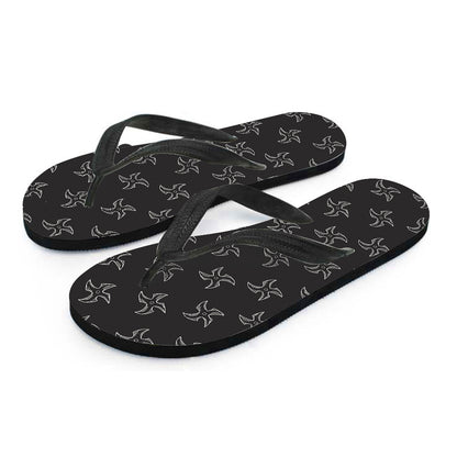 Ninja Shuriken Pattern Print Flip Flops
