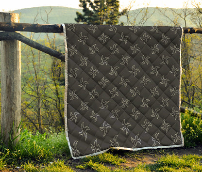 Ninja Shuriken Pattern Print Quilt