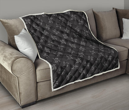 Ninja Shuriken Pattern Print Quilt