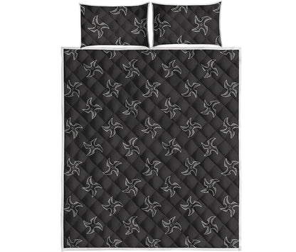 Ninja Shuriken Pattern Print Quilt Bed Set