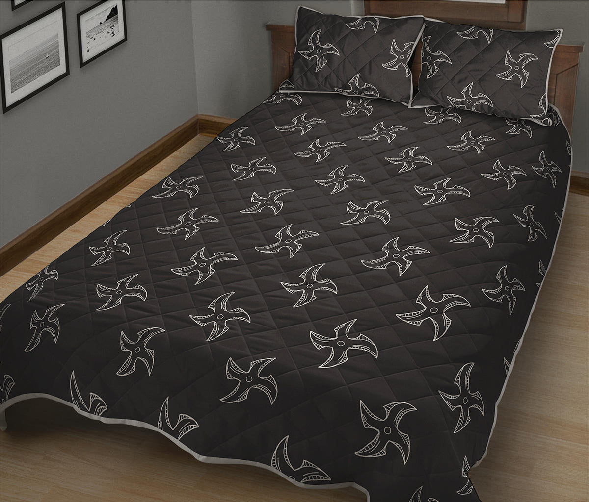 Ninja Shuriken Pattern Print Quilt Bed Set