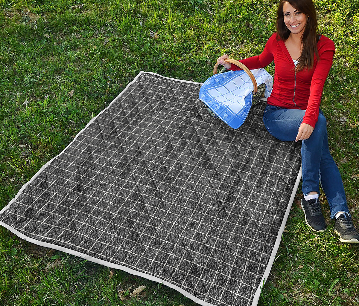 Noisy Windowpane Pattern Print Quilt