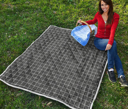 Noisy Windowpane Pattern Print Quilt