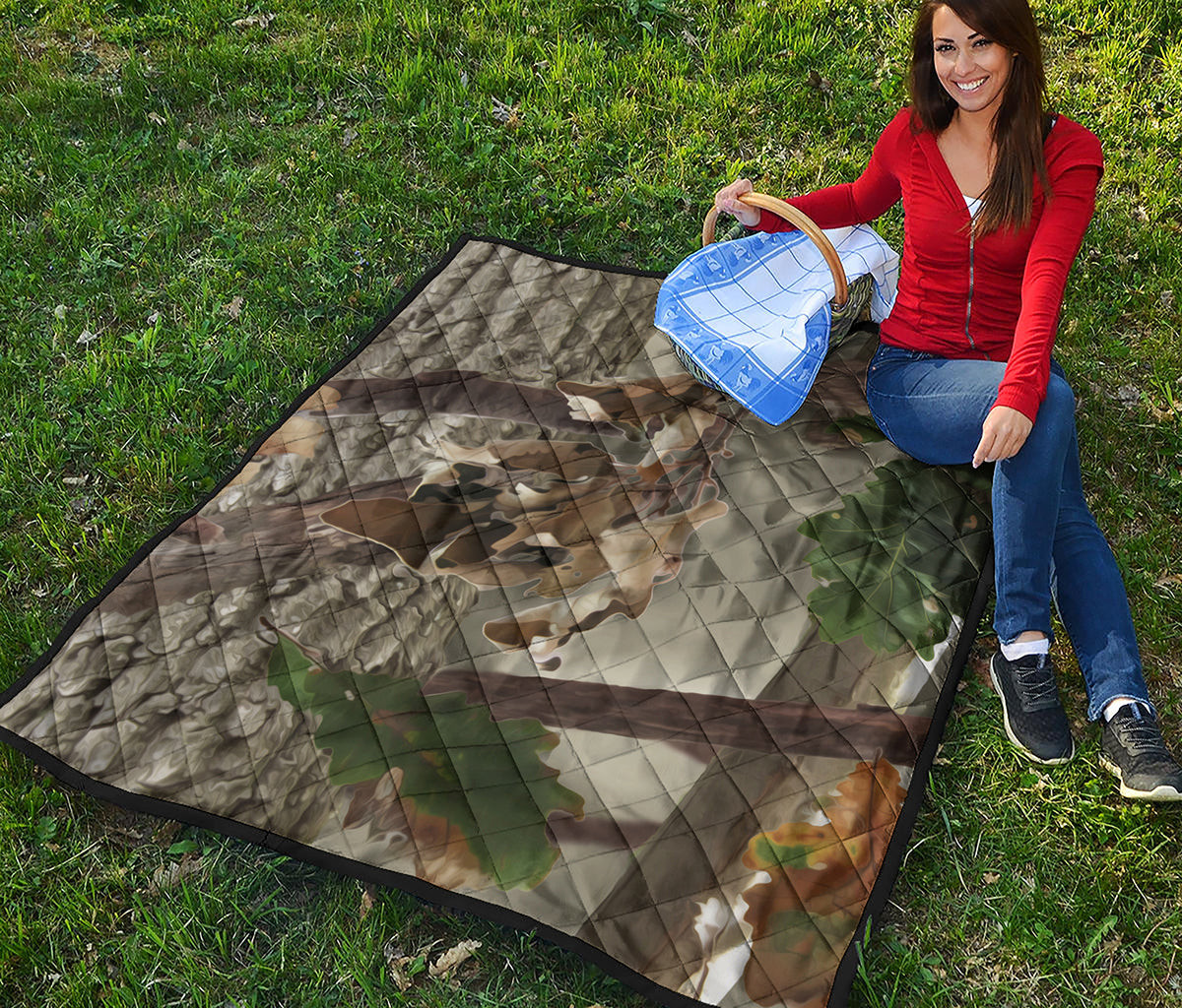 Oak Tree Hunting Camouflage Print Quilt
