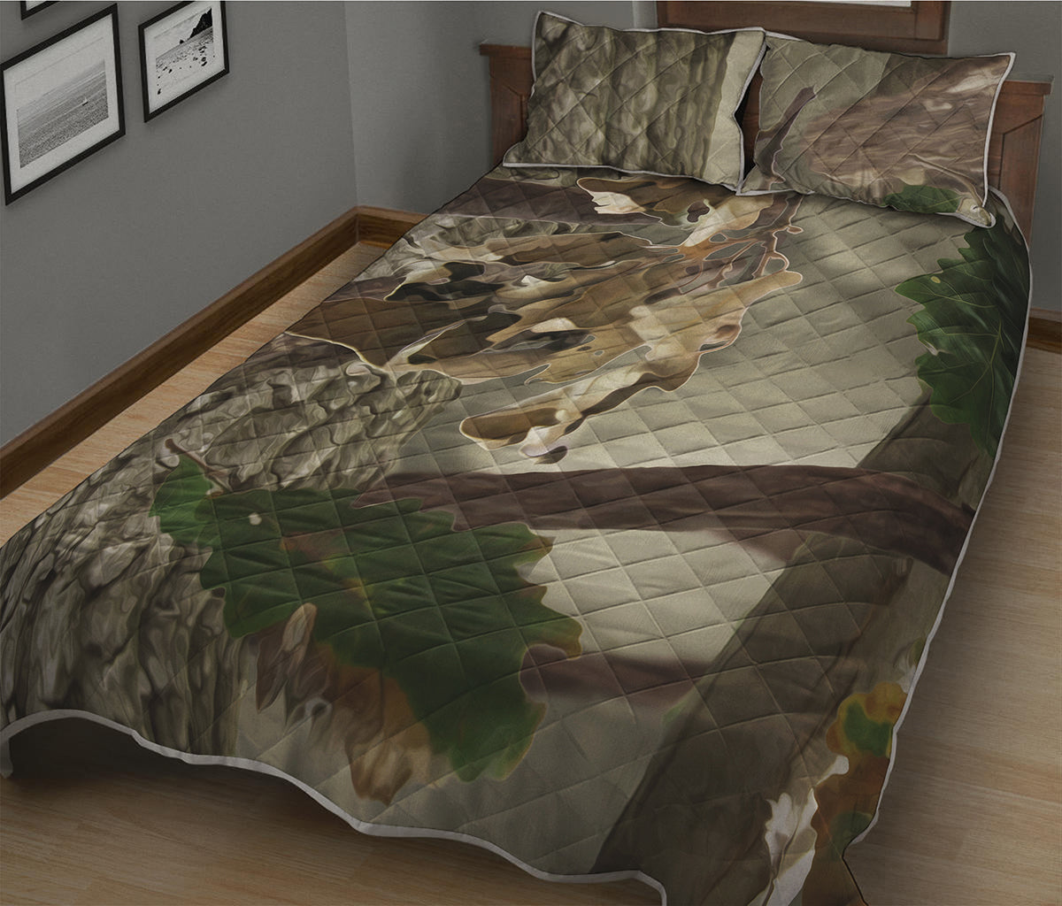 Oak Tree Hunting Camouflage Print Quilt Bed Set