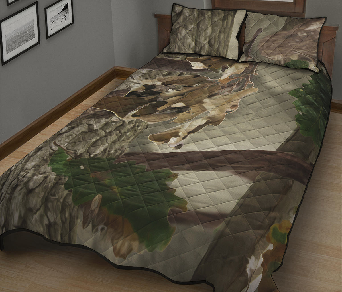 Oak Tree Hunting Camouflage Print Quilt Bed Set