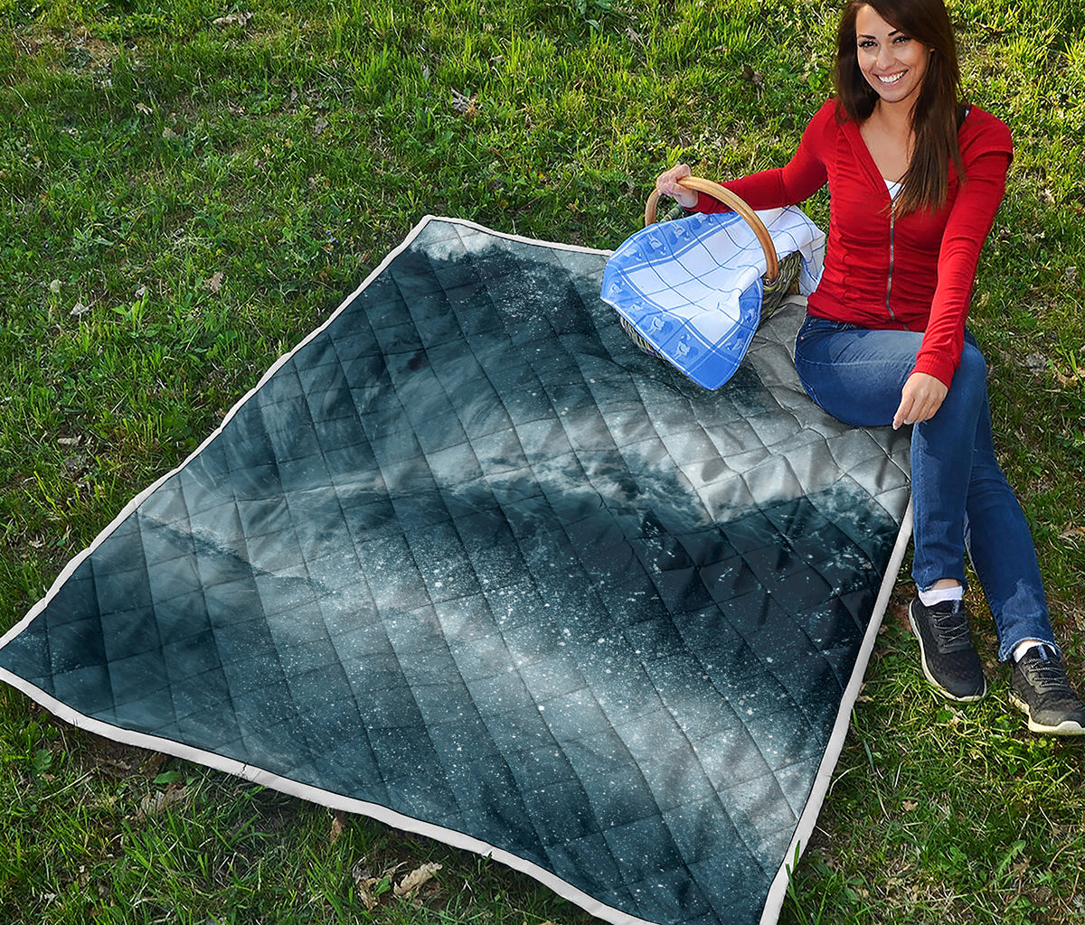 Ocean Wave Print Quilt