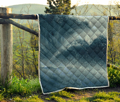 Ocean Wave Print Quilt