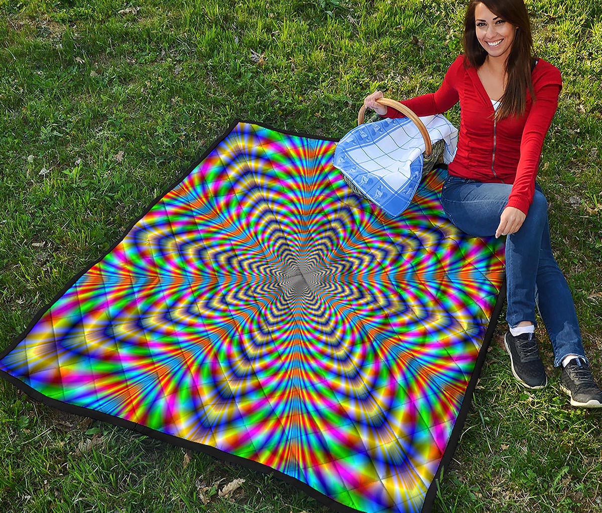 Octagonal Psychedelic Optical Illusion Quilt
