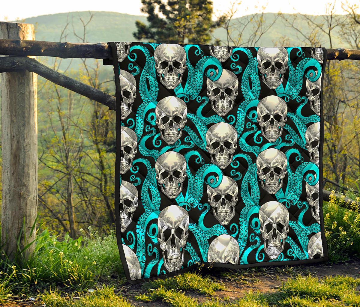 Octopus Tentacles Skull Pattern Print Quilt