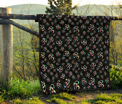 Om Sign Pattern Print Quilt