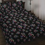 Om Sign Pattern Print Quilt Bed Set