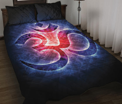 Om Sign Print Quilt Bed Set