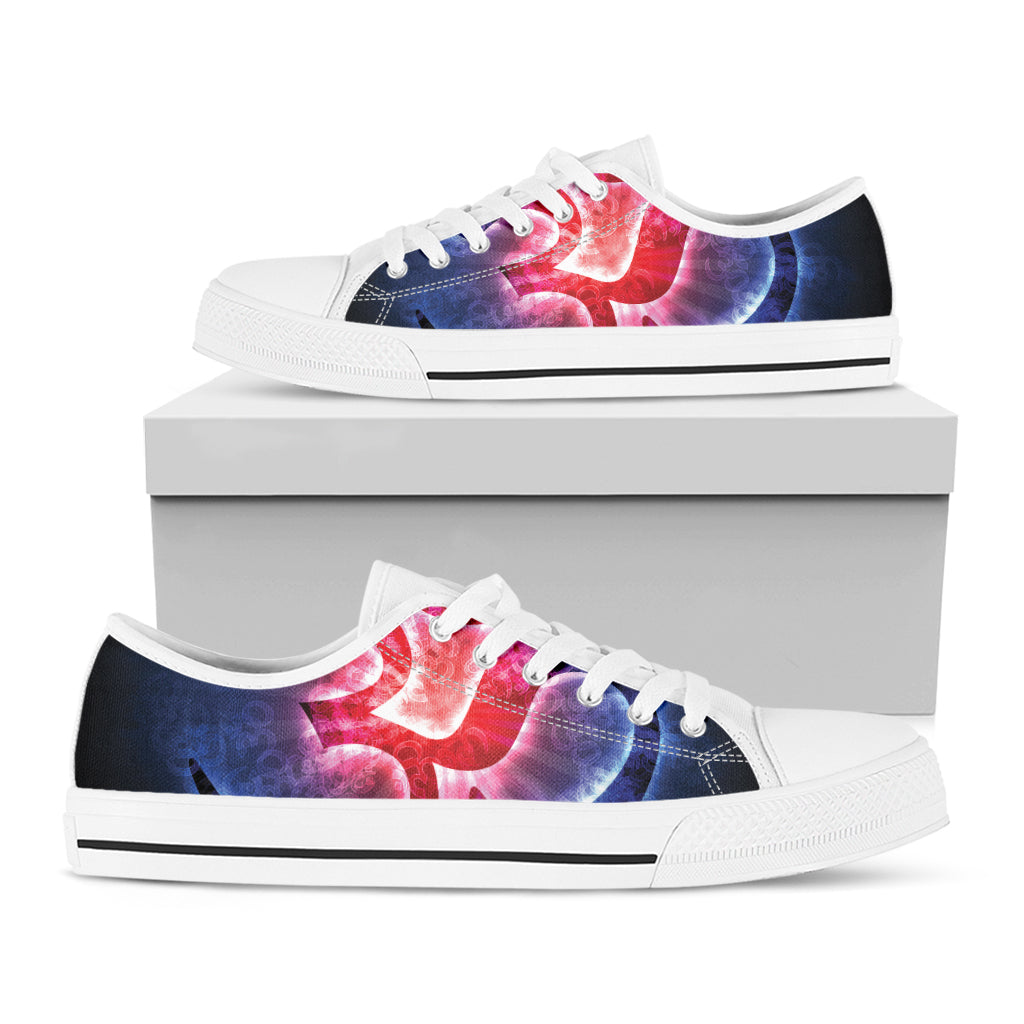 Om Sign Print White Low Top Shoes