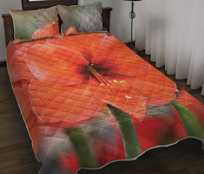 Orange Amaryllis Print Quilt Bed Set