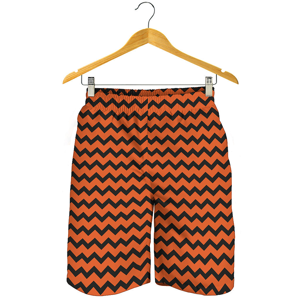Orange Halloween Chevron Pattern Print Men's Shorts
