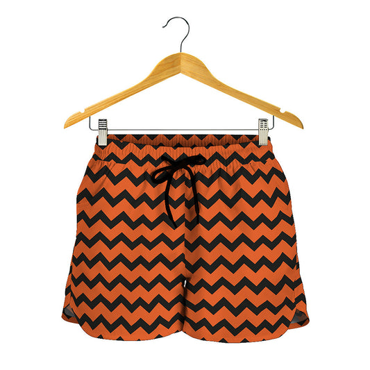 Orange Halloween Chevron Pattern Print Women's Shorts