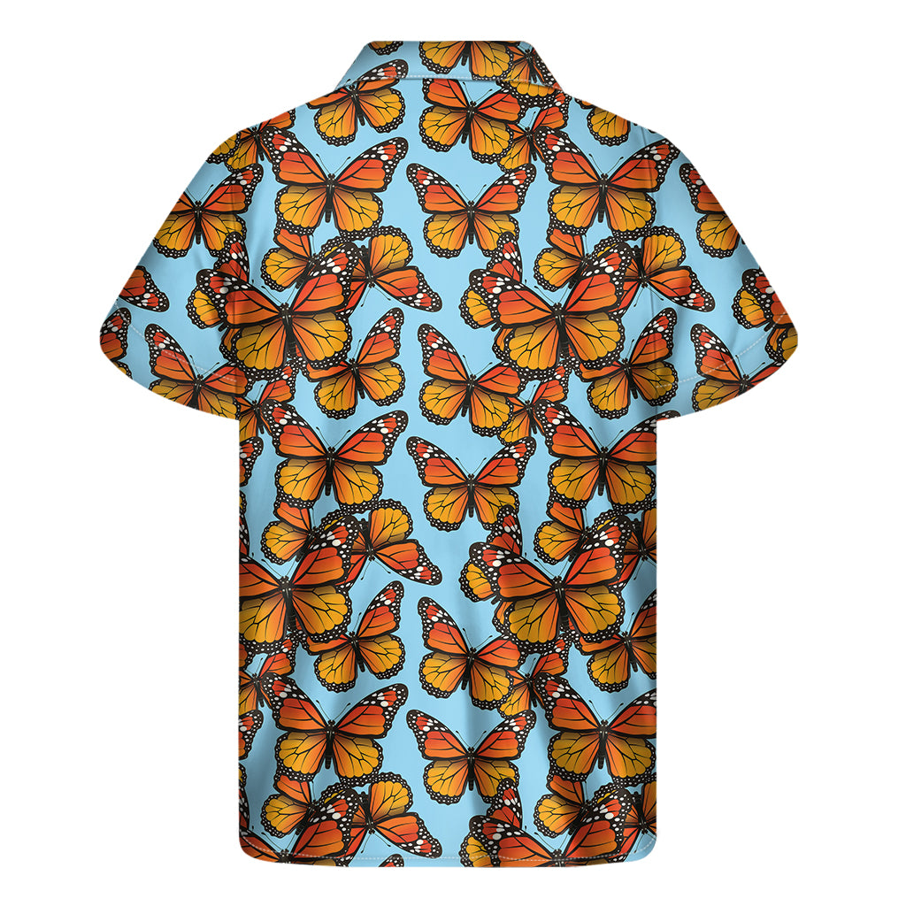 Orange Monarch Butterflies Pattern Print Men's Short Sleeve Shirt