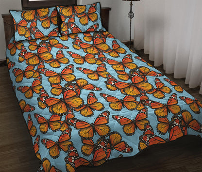 Orange Monarch Butterflies Pattern Print Quilt Bed Set