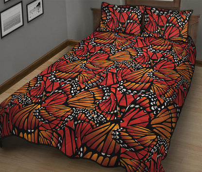 Orange Monarch Butterfly Wings Print Quilt Bed Set