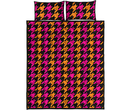 Orange Pink And Black Houndstooth Print Quilt Bed Set