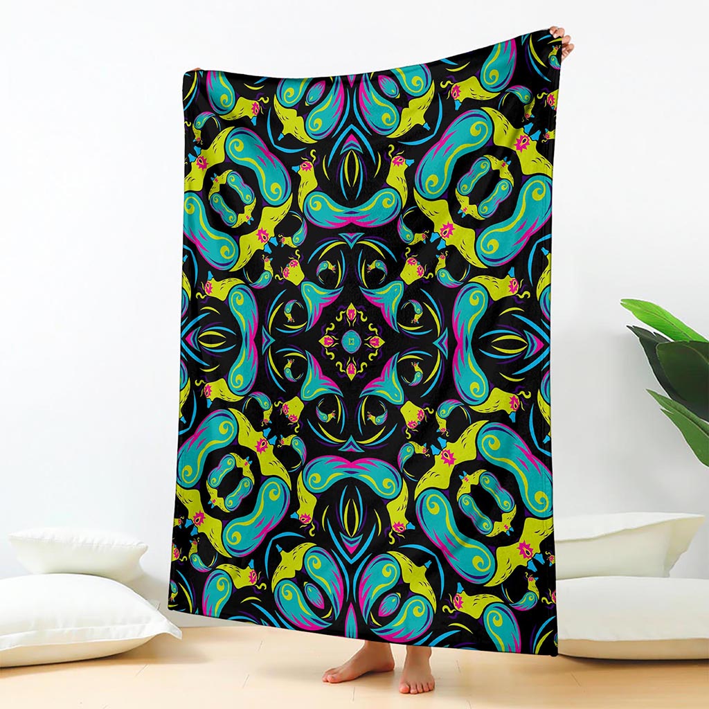 Ornament Psychedelic Trippy Print Blanket