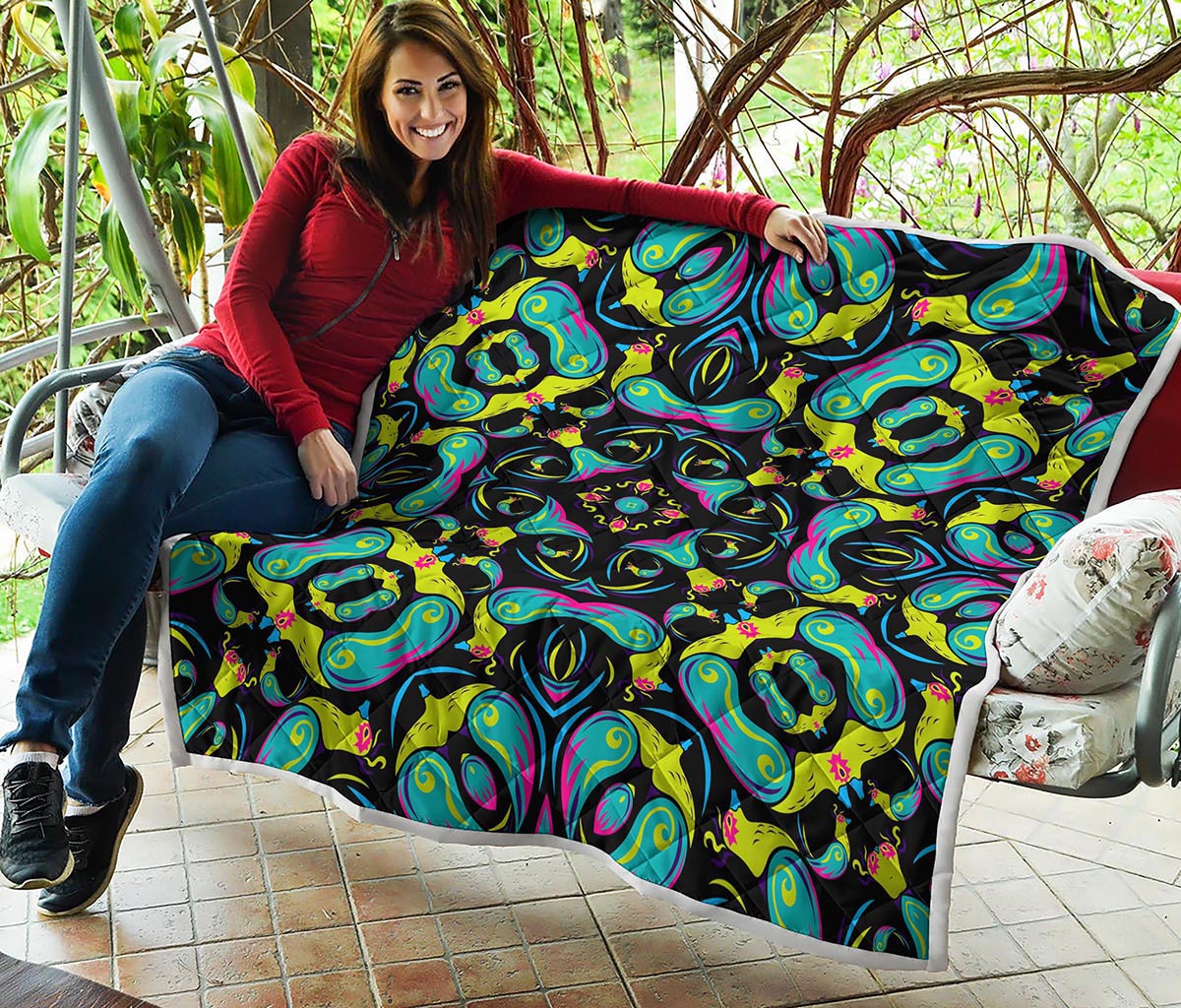 Ornament Psychedelic Trippy Print Quilt