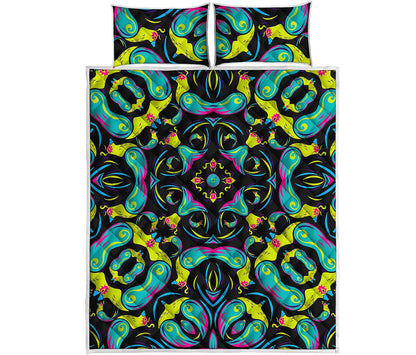 Ornament Psychedelic Trippy Print Quilt Bed Set