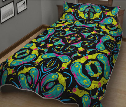Ornament Psychedelic Trippy Print Quilt Bed Set