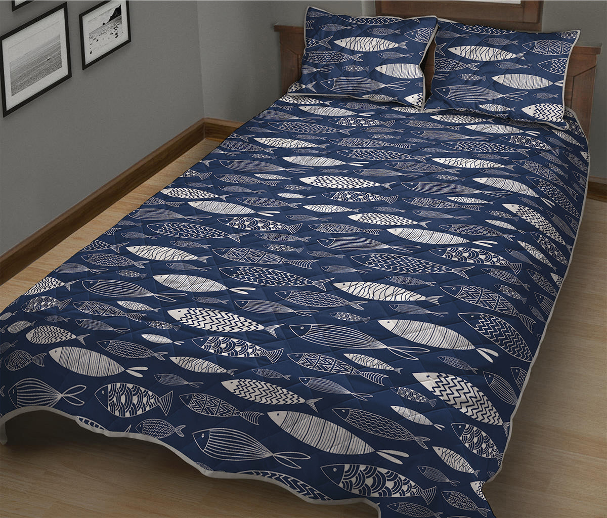 Ornamental Fish Pattern Print Quilt Bed Set